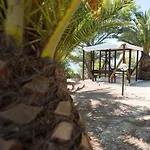 Renella 3 Beds Balcony, Wifi, Self-catering, 200mt From The Sea *