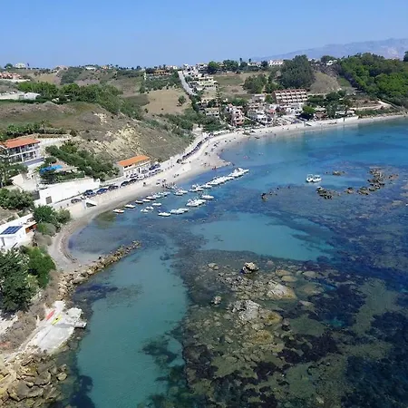 Renella 3 Beds: Balcony, Wifi, Self-catering, 200mt From The Sea Sciacca