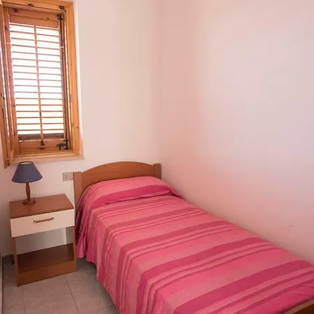 Renella 3 Beds: Balcony, Wifi, Self-catering, 200mt From The Sea Appartamento *